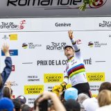 Remco Evenepoel a ravi les foules le long des routes romandes. KEYSTONE/SALVATORE DI NOLFI